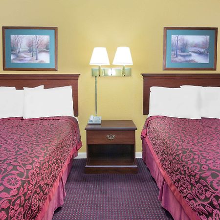 Days Inn By Wyndham N Little Rock East North Little Rock Extérieur photo