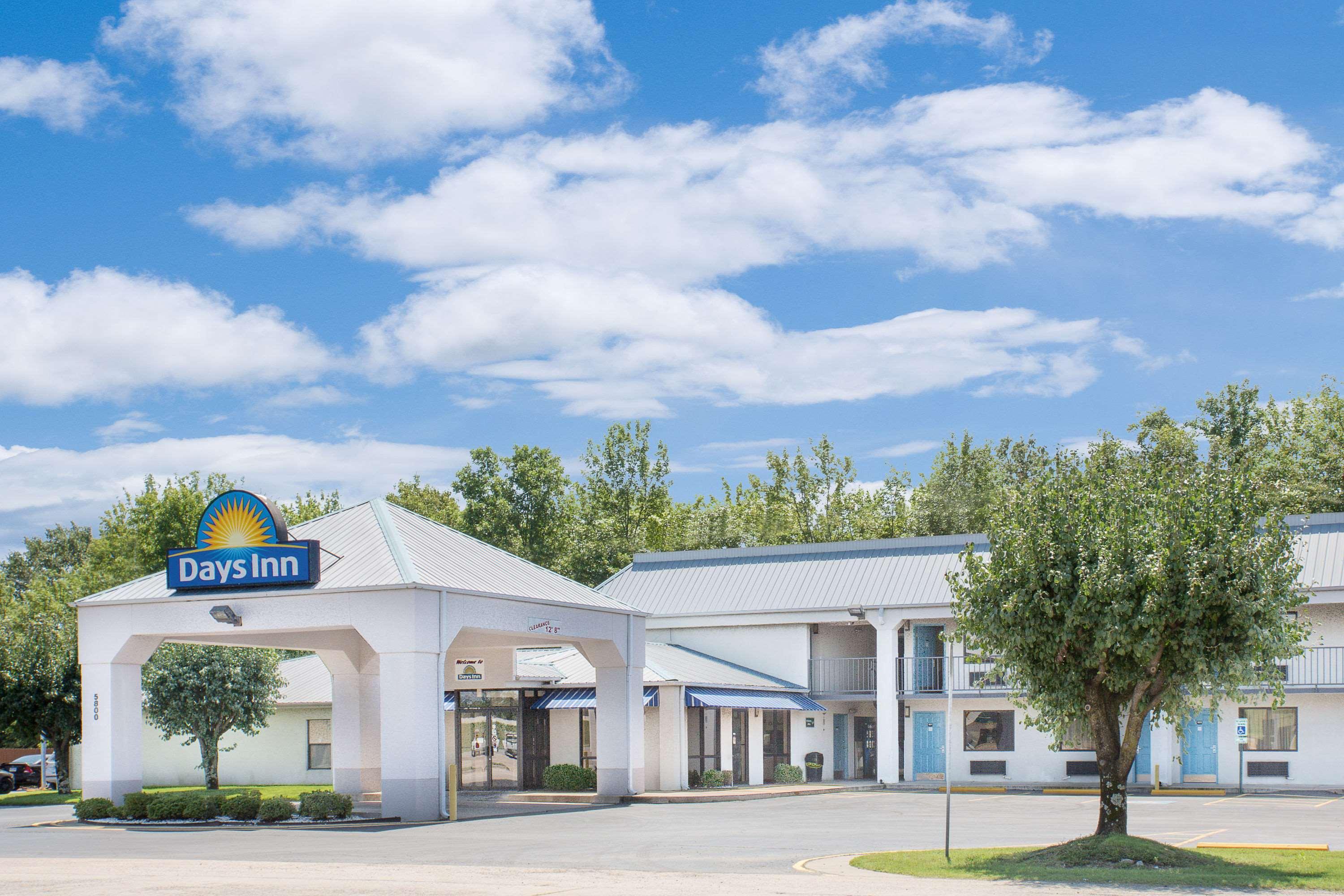 Days Inn By Wyndham N Little Rock East North Little Rock Extérieur photo