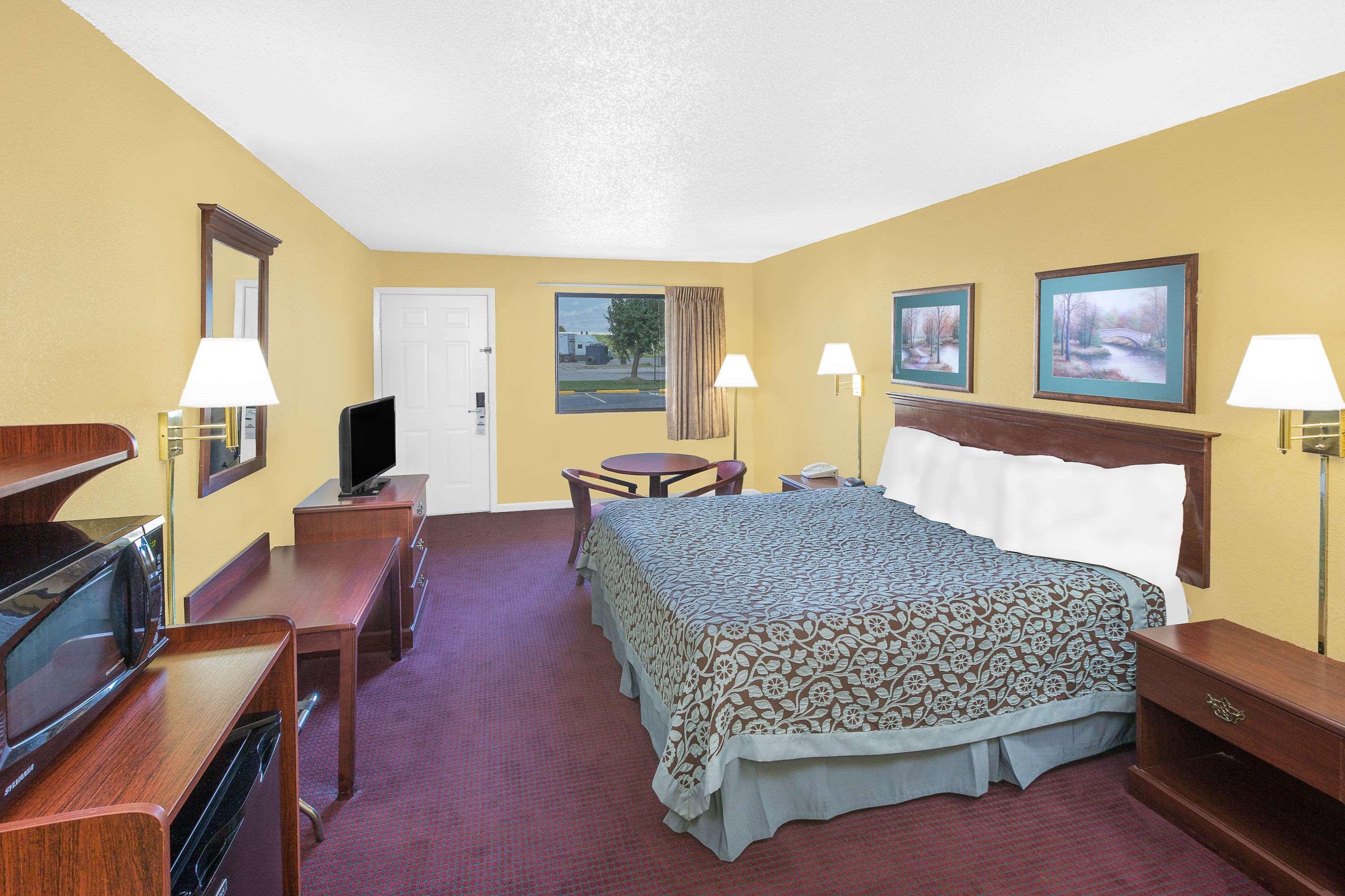 Days Inn By Wyndham N Little Rock East North Little Rock Extérieur photo