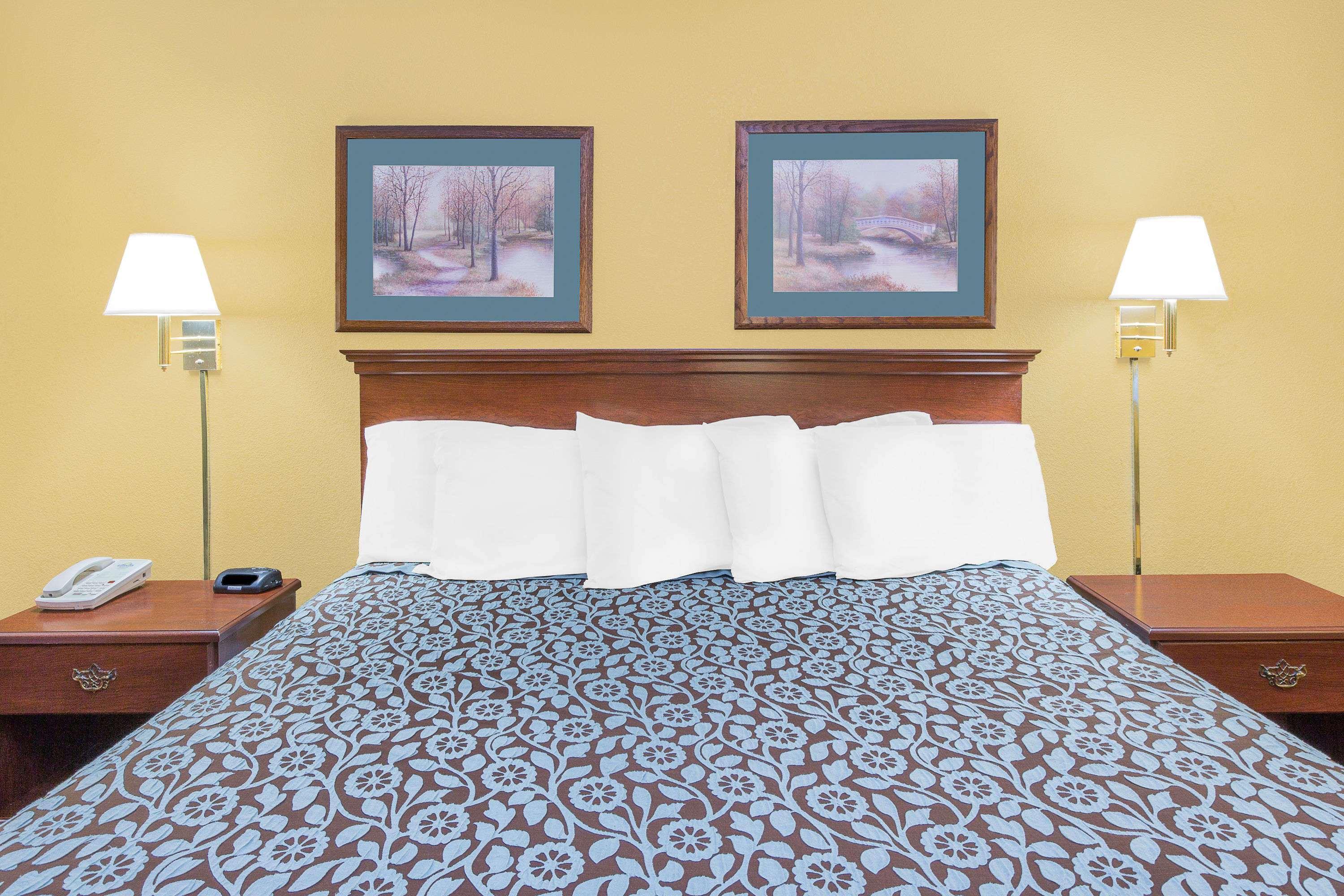 Days Inn By Wyndham N Little Rock East North Little Rock Extérieur photo